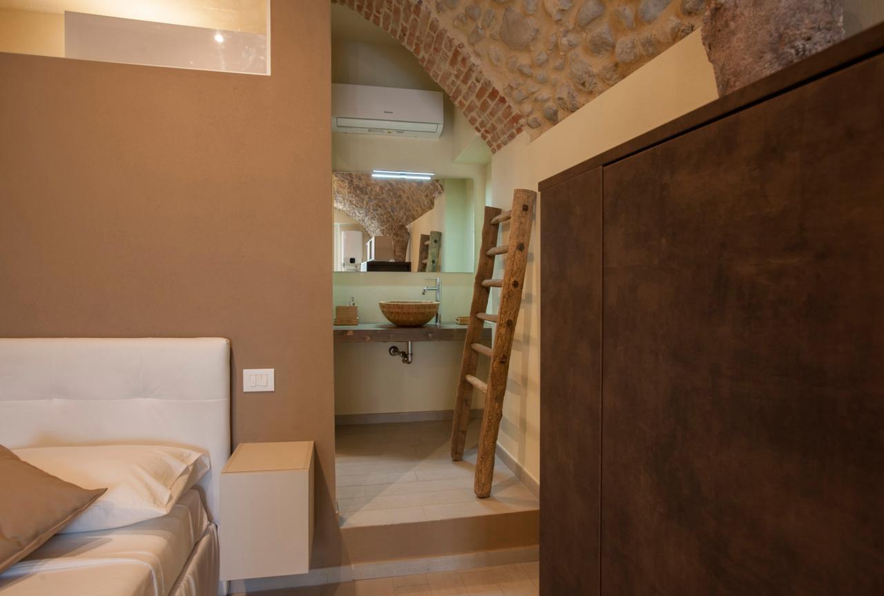 La Bellavita Del Garda Luxury Apartments San Felice del Benaco Exteriér fotografie
